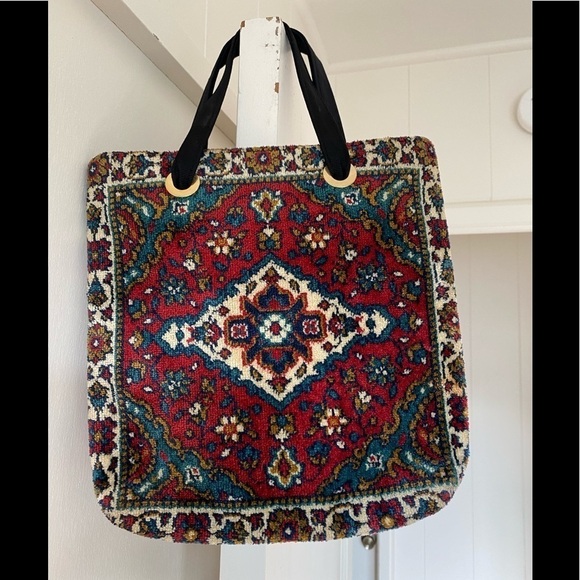 TAPESTRY handbag - Picture 2 of 5